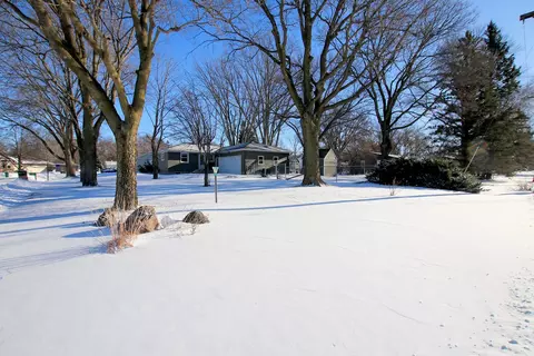 800 Sumac Ln, Glencoe, MN 55336 photo 2