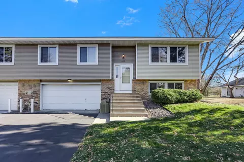 428 96th Ln NE, Blaine, MN 55434