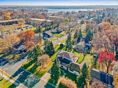 632 Harriet Ave, Shoreview, MN 55126