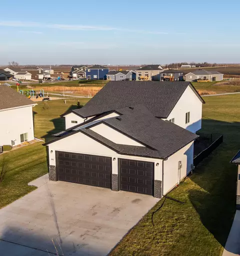 View/Area - 302 8th St E, Horace, ND 58047 photo 5 of 5