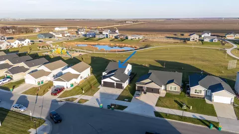 View/Area - 302 8th St E, Horace, ND 58047 photo 2 of 5