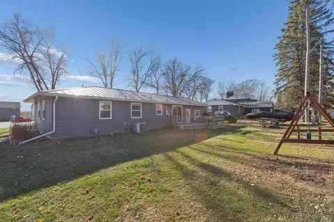 220 Baker Ave E, Winsted, MN 55395 photo 23