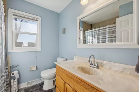 220 Baker Ave E, Winsted, MN 55395 photo 15
