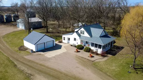 46553 740th Ave, Hector, MN 55342