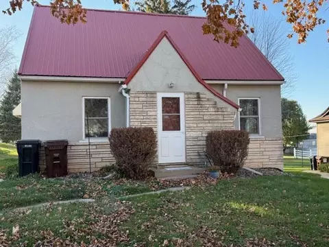 405 Maple St N, Mabel, MN 55954