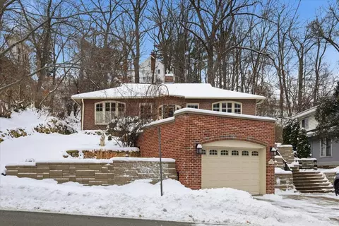 Exterior - 924 Central Ave, Red Wing, MN 55066 photo 10 of 14