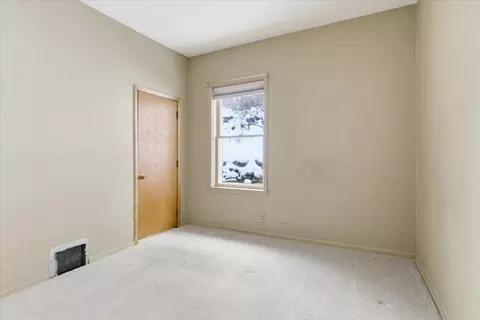 Bedroom - 924 Central Ave, Red Wing, MN 55066 photo 8 of 9