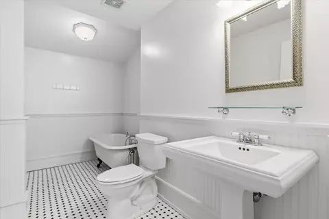 Bath - 924 Central Ave, Red Wing, MN 55066 photo 6 of 8