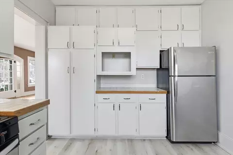 Kitchen - 924 Central Ave, Red Wing, MN 55066 photo 1 of 6