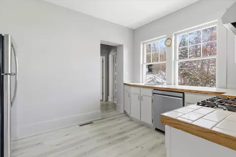 Kitchen - 924 Central Ave, Red Wing, MN 55066 photo 3 of 6