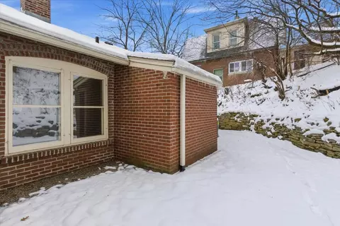 Exterior - 924 Central Ave, Red Wing, MN 55066 photo 12 of 14