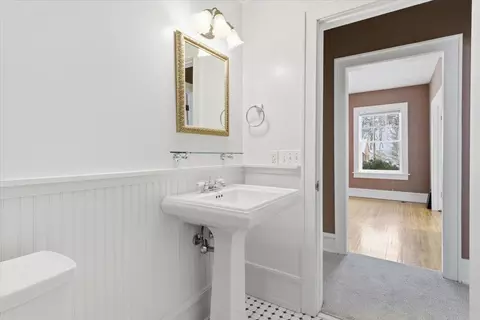 Entry Way - 924 Central Ave, Red Wing, MN 55066 photo 1 of 1