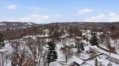 View/Area - 924 Central Ave, Red Wing, MN 55066 photo 6 of 7