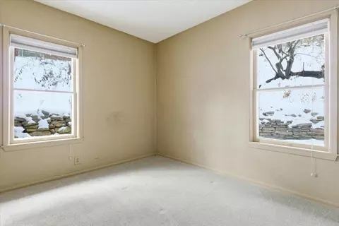 Bedroom - 924 Central Ave, Red Wing, MN 55066 photo 6 of 9