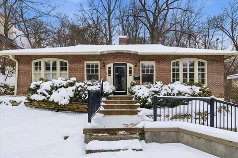 Exterior - 924 Central Ave, Red Wing, MN 55066 photo 8 of 14