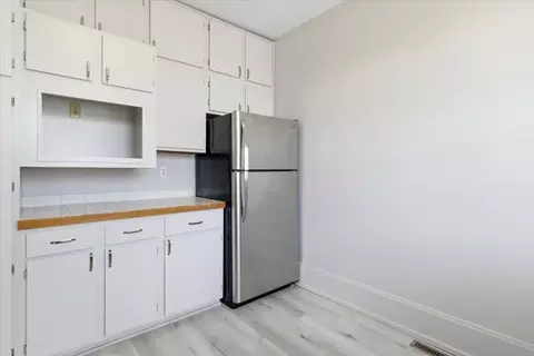 Kitchen - 924 Central Ave, Red Wing, MN 55066 photo 2 of 6