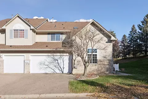 2687 Mallard Dr, Woodbury, MN 55125