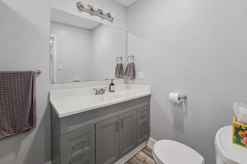 907 E 7th St, Duluth, MN 55805 photo 7