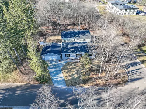 111 S Teak Ave, Duluth, MN 55811 photo 2