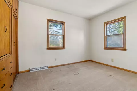 233 2nd Ave SW, Faribault, MN 55021 photo 9