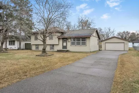 2862 116th Ave NW, Coon Rapids, MN 55433