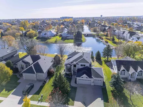 3102 26th Ave S, Fargo, ND 58103