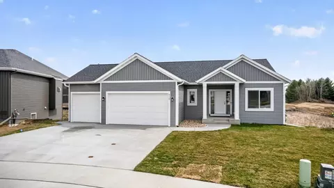 6120 Cody Ln NW, Rochester, MN 55901