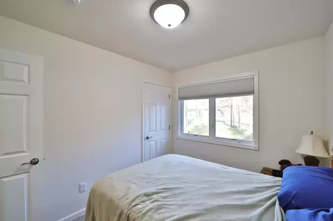 Bedroom - 6195 Cosmos Rd, Baxter, MN 56425 photo 8 of 9