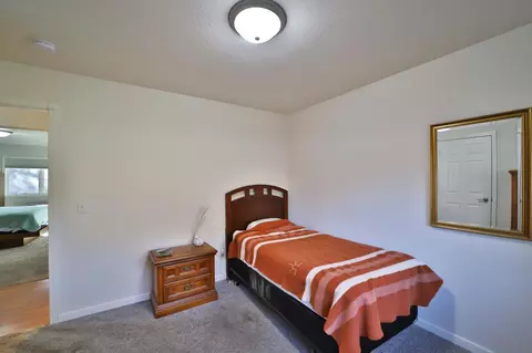 Bedroom - 6195 Cosmos Rd, Baxter, MN 56425 photo 4 of 9
