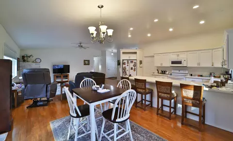 Dining - 6195 Cosmos Rd, Baxter, MN 56425 photo 2 of 2