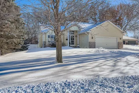 15473 Martin St NW, Andover, MN 55304