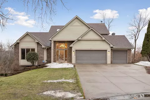 12653 Tiffany Ct, Burnsville, MN 55337