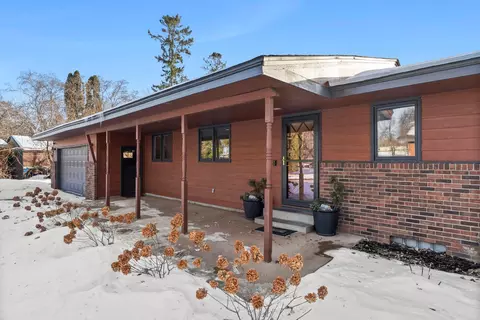 6328 Riverdale Dr NW, Ramsey, MN 55303