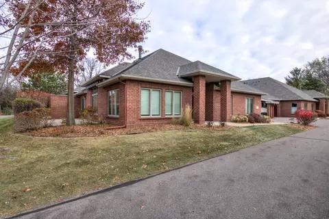 91 Deerwood Ct, Hudson, WI 54016