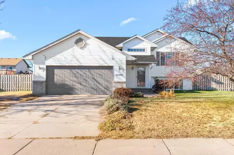 37830 Harvester Ave, North Branch, MN 55056