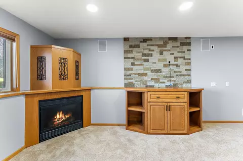 Living - 5755 232nd St W, Faribault, MN 55021 photo 9 of 10