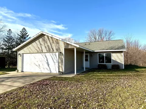 505 Willow Ave, Eden Valley, MN 55329