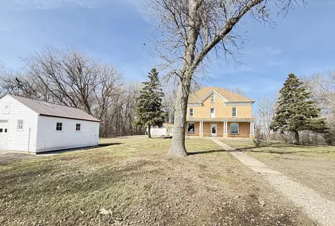 78994 160th St, Sacred Heart, MN 56285