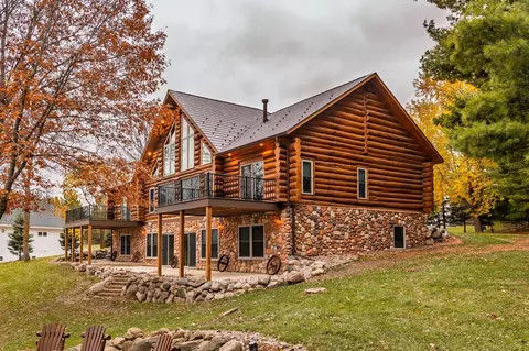 3005 W Lake Jessie Dr SE, Alexandria, MN 56308