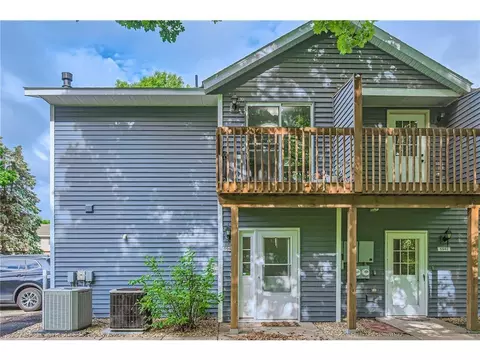 5940 Fernwood St, Shoreview, MN 55126