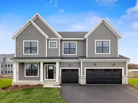 7422 Waverly Ave, Shakopee, MN 55379