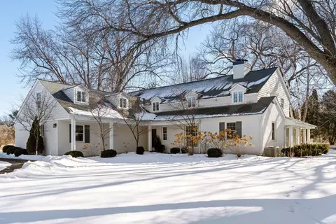 1 Spur Rd, Edina, MN 55436