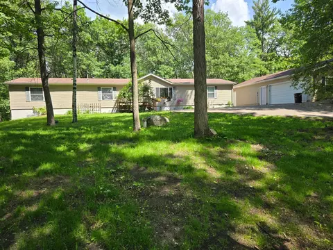 4570 Pine Point Dr NW, Walker, MN 56484