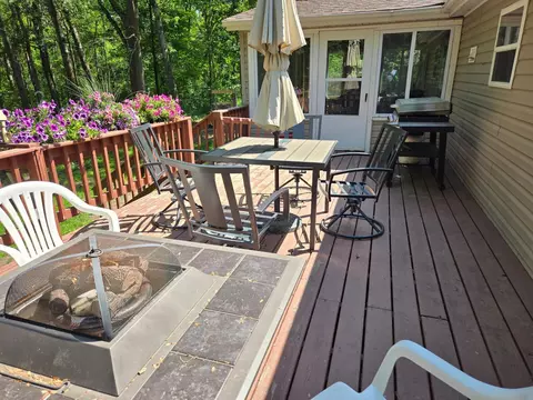 Exterior - 4570 Pine Point Dr NW, Walker, MN 56484 photo 6 of 10