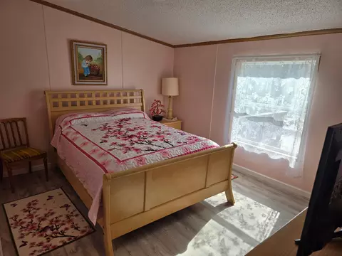 Bedroom - 4570 Pine Point Dr NW, Walker, MN 56484 photo 2 of 3
