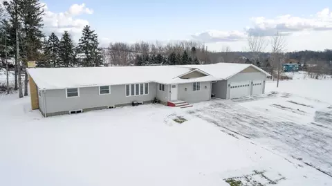 14835 Falk Ave, Northfield, MN 55057