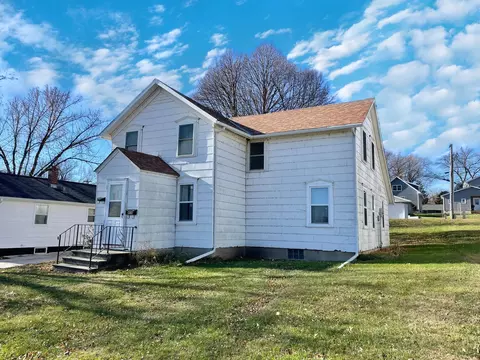 406 Burns Ave, Springfield, MN 56087