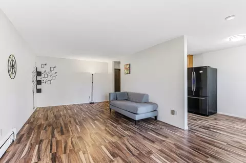 4101 Parklawn Ave #104, Edina, MN 55435