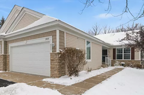 2844 Century Trl, Chanhassen, MN 55317