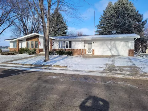 400 1st Ave NW, Clara City, MN 56222